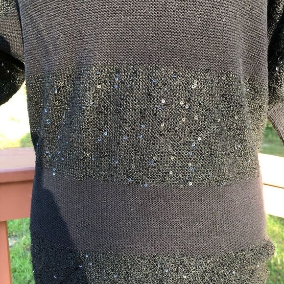 Express Ladies Dolman Vneck Pullover Black Sweater, XS - Picture 3 of 10